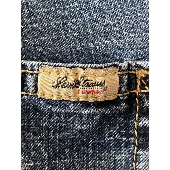 Levi Strauss Signature Jeans Woman's 24W Medium bootcut - Picture 3 of 6